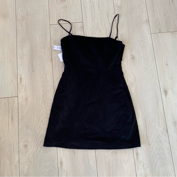 Aritzia corduroy dress - Picture 1 of 2